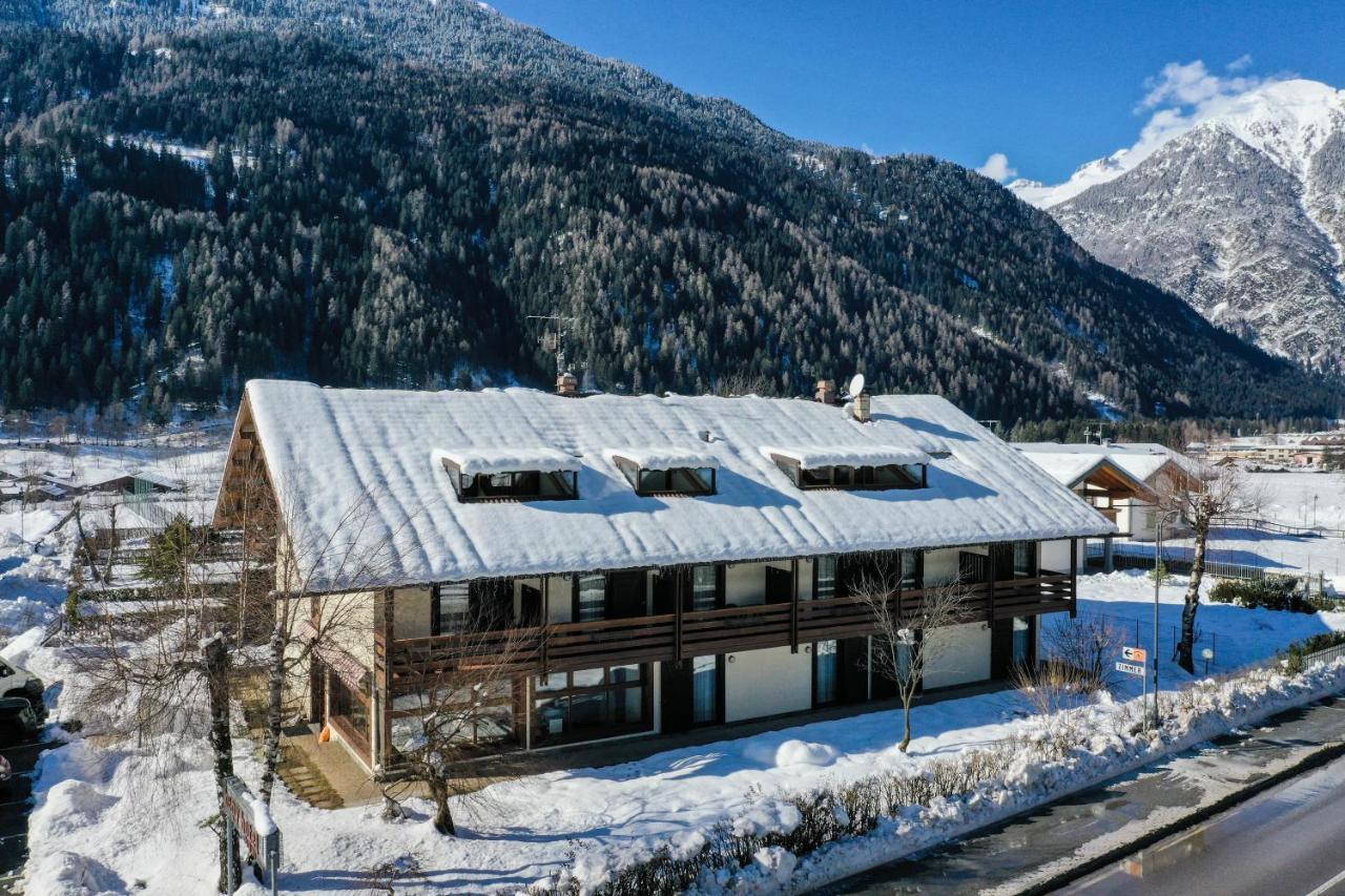 Bepy Hotel Garni Giustino エクステリア 写真
