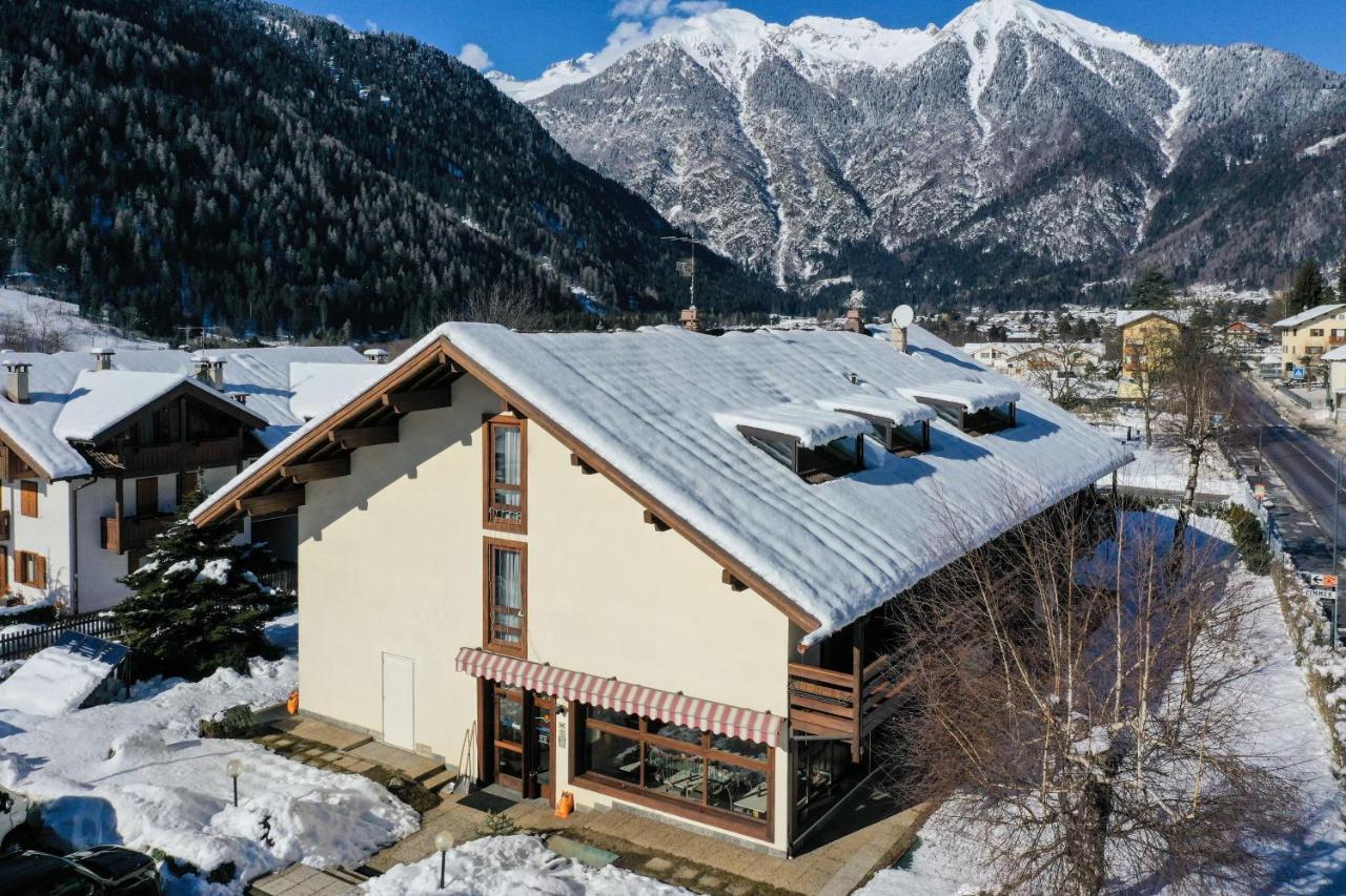 Bepy Hotel Garni Giustino エクステリア 写真