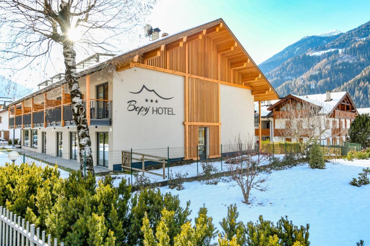 Bepy Hotel Garni Giustino エクステリア 写真