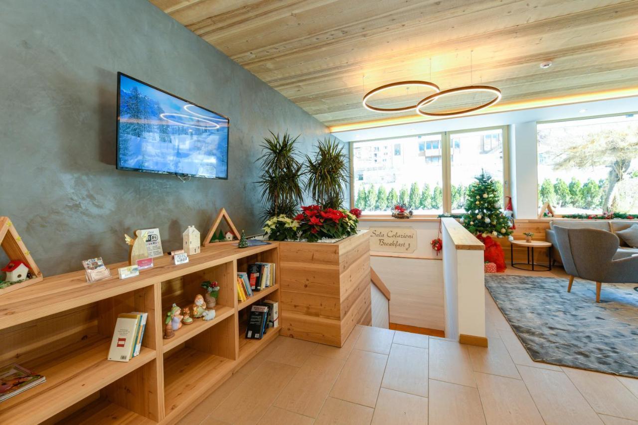 Bepy Hotel Garni Giustino エクステリア 写真