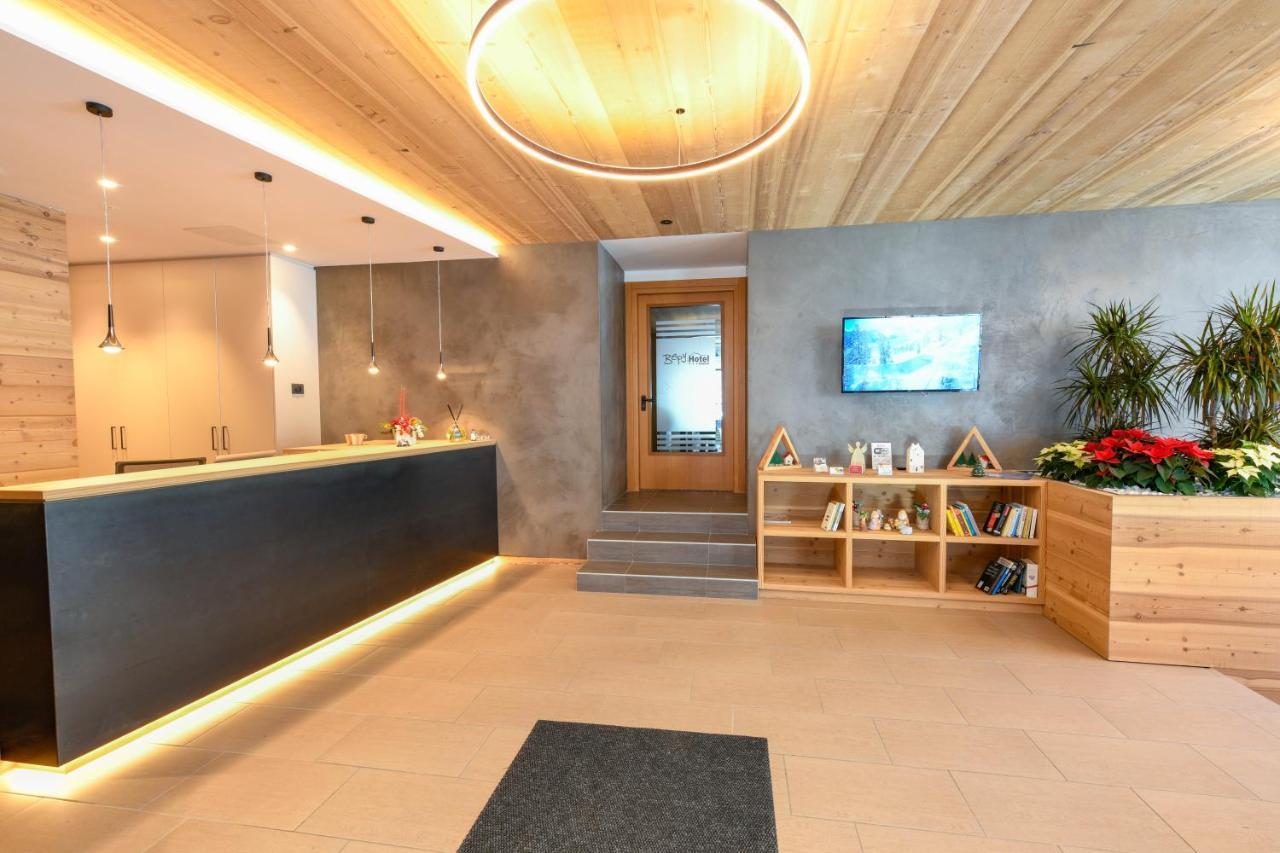 Bepy Hotel Garni Giustino エクステリア 写真