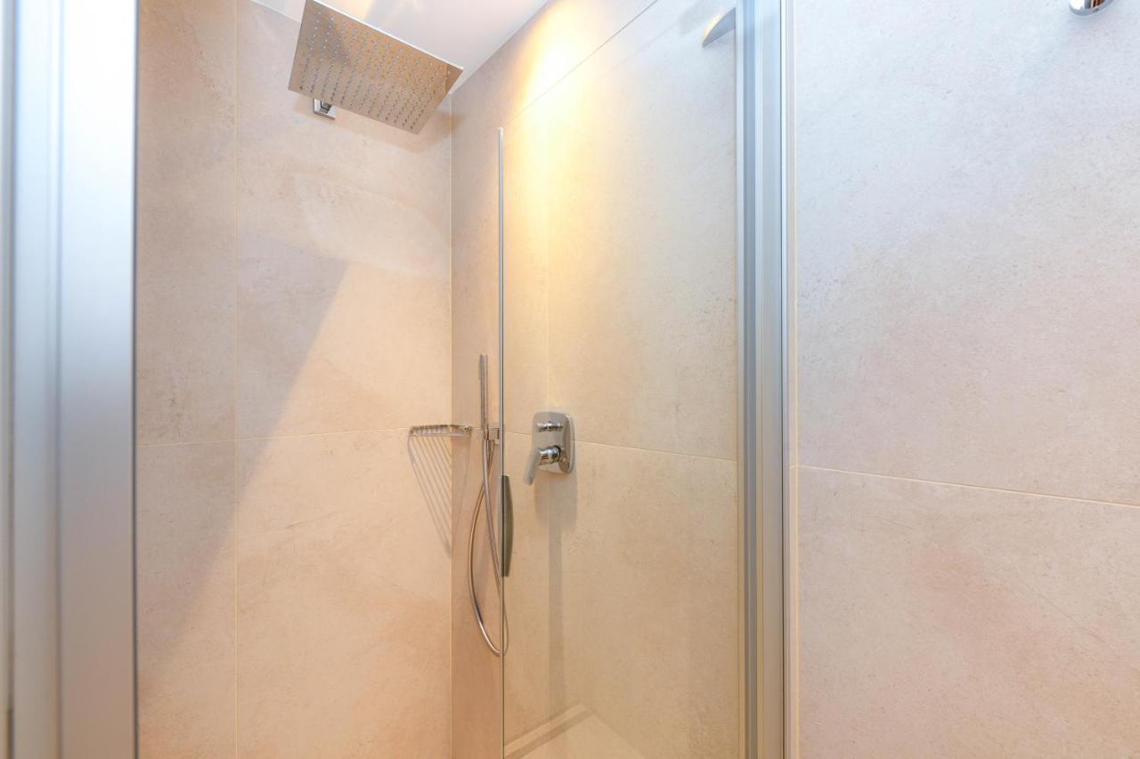Bepy Hotel Garni Giustino エクステリア 写真