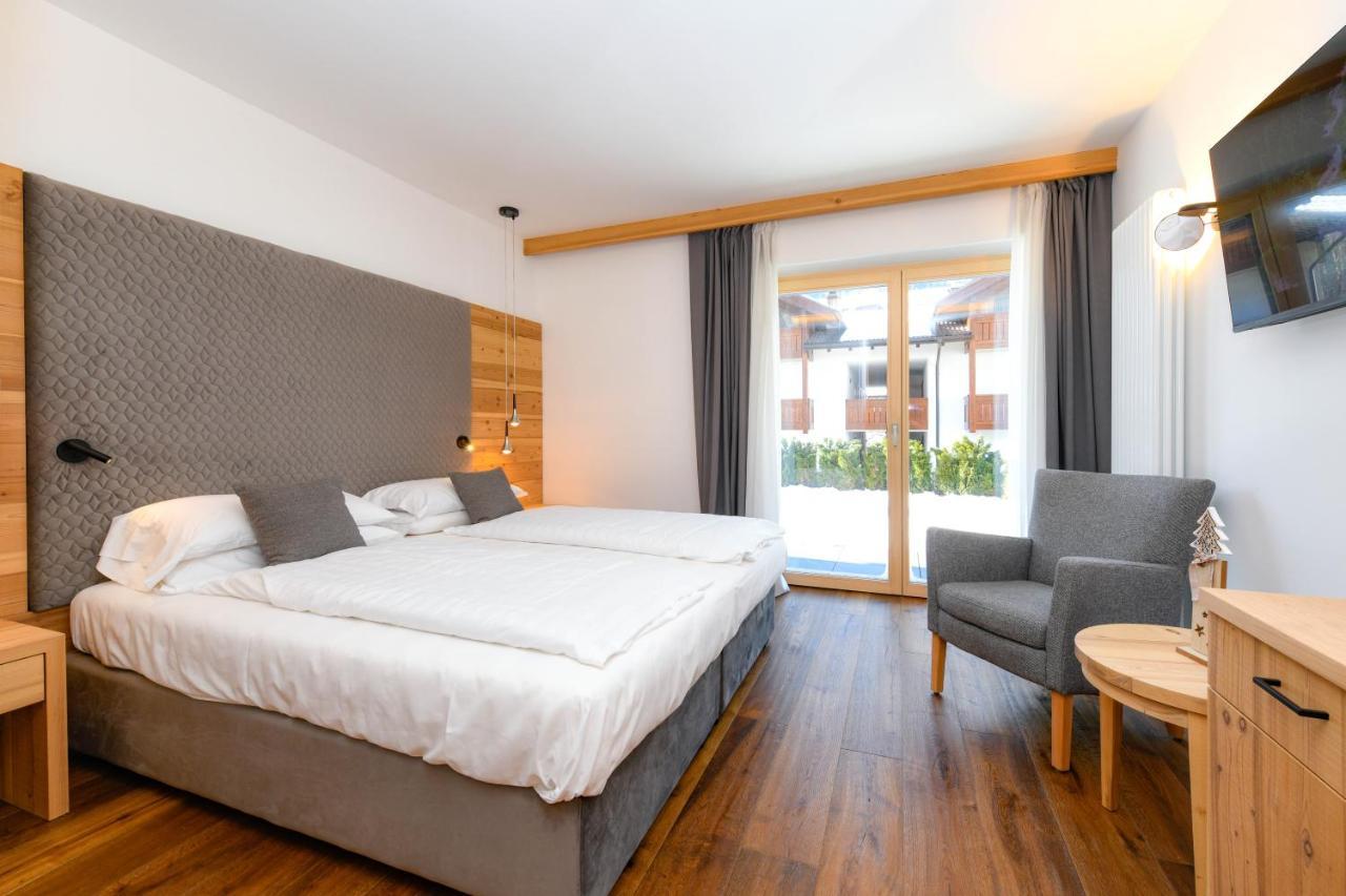 Bepy Hotel Garni Giustino エクステリア 写真