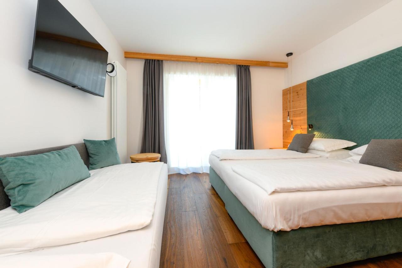 Bepy Hotel Garni Giustino エクステリア 写真