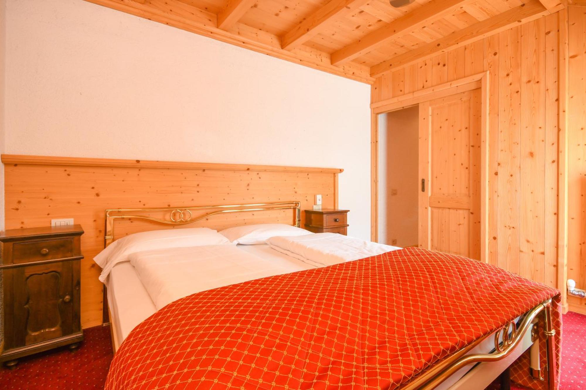 Bepy Hotel Garni Giustino 部屋 写真