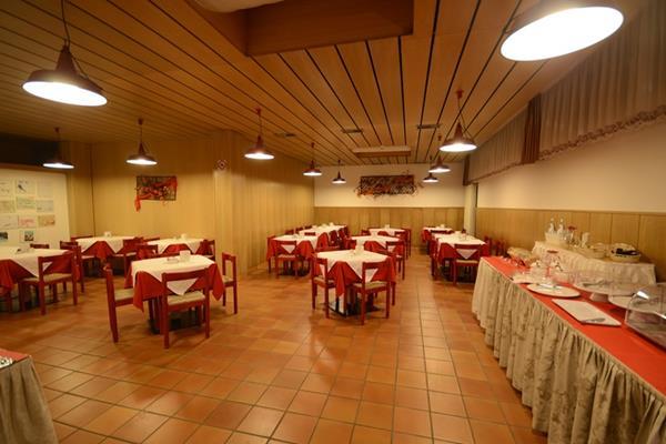 Bepy Hotel Garni Giustino エクステリア 写真