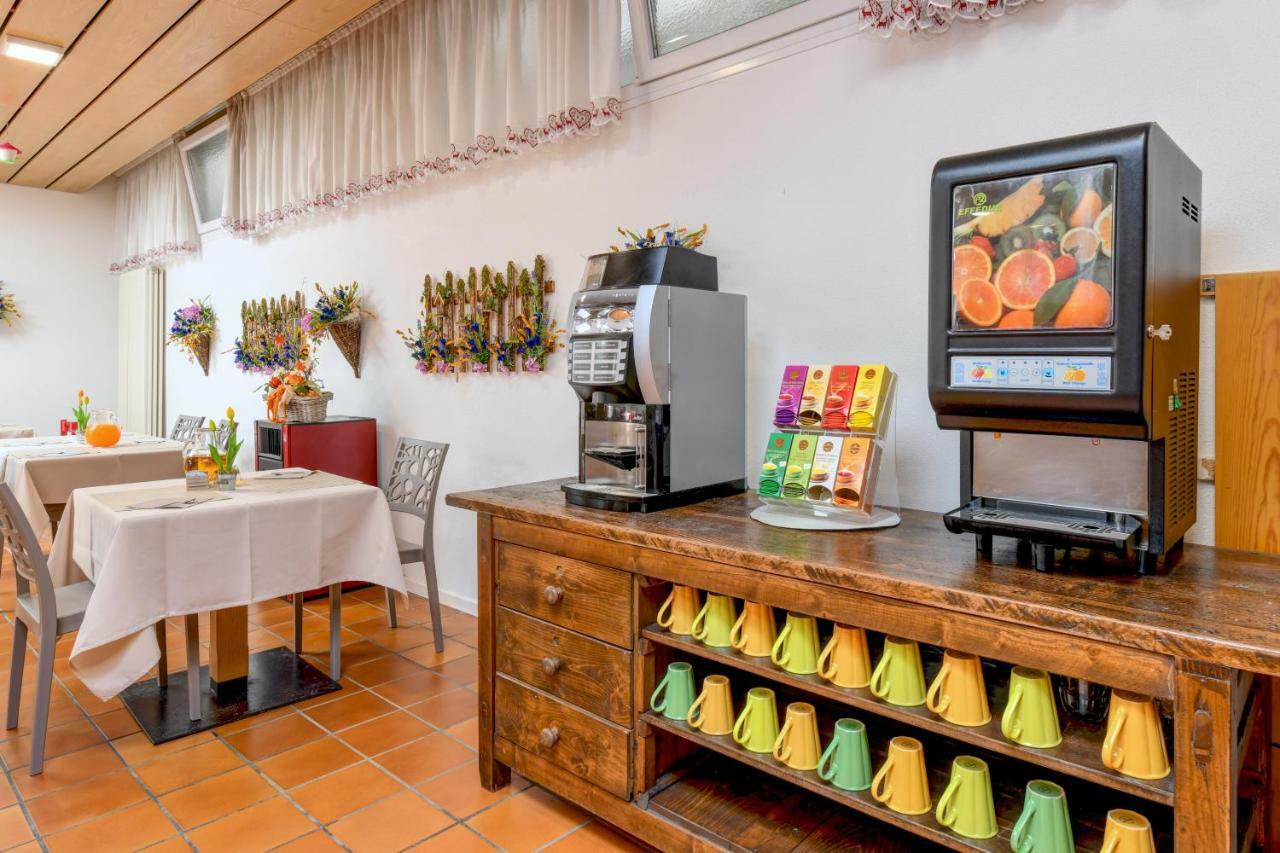Bepy Hotel Garni Giustino エクステリア 写真